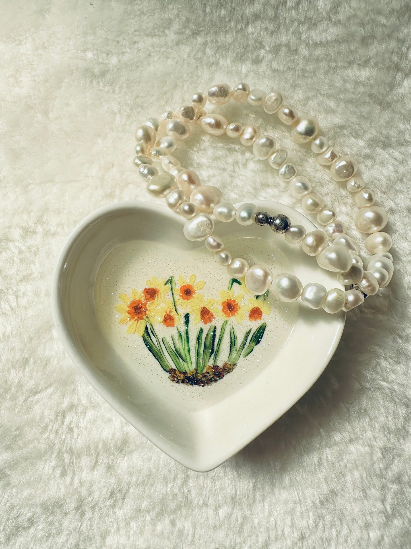 Daffodils - White Heart Trinket Dish