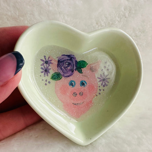 Pretty In Pink Piggie on Mint Dish