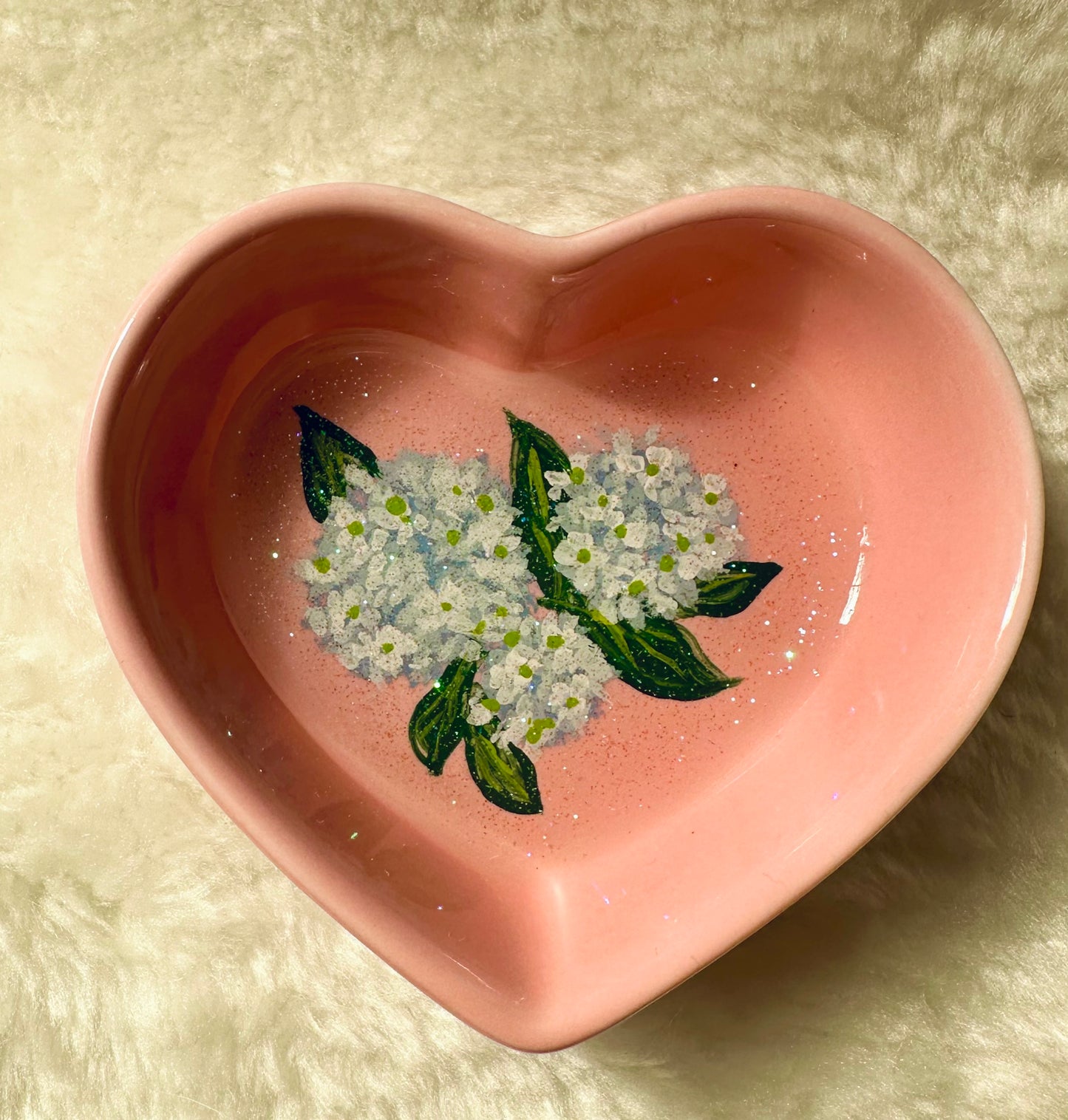 White and Blue Hydrangea on Pink dish